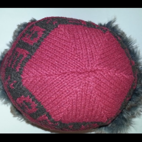 AE Wool TRAPPER HAT Vegan Fur Unisex RED Snow Ski Beanie Winter Cold Accessory - Picture 4 of 6